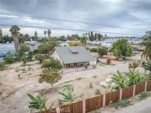 MLS #FR25243912 image #0