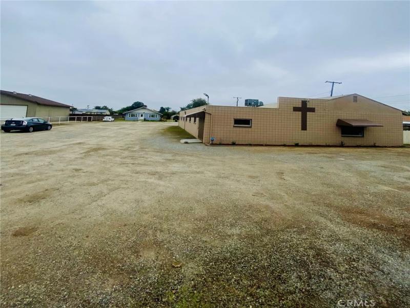 MLS #FR25246089 image #0