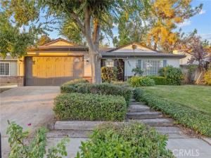 MLS #FR25247087 image #0