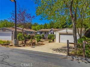 MLS #FR25260932 image #0