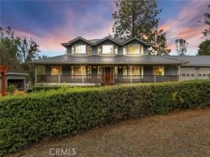 MLS #FR25261036 image #0