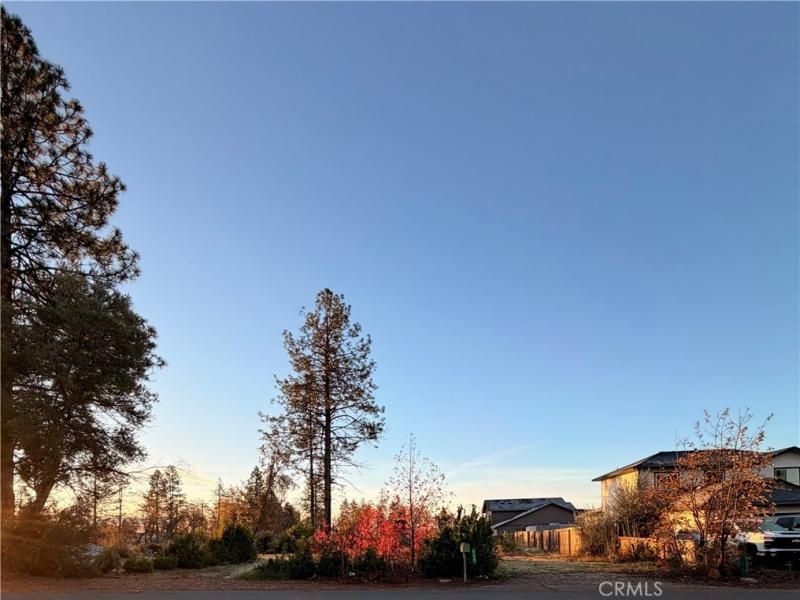 MLS #FR25270430 image #0