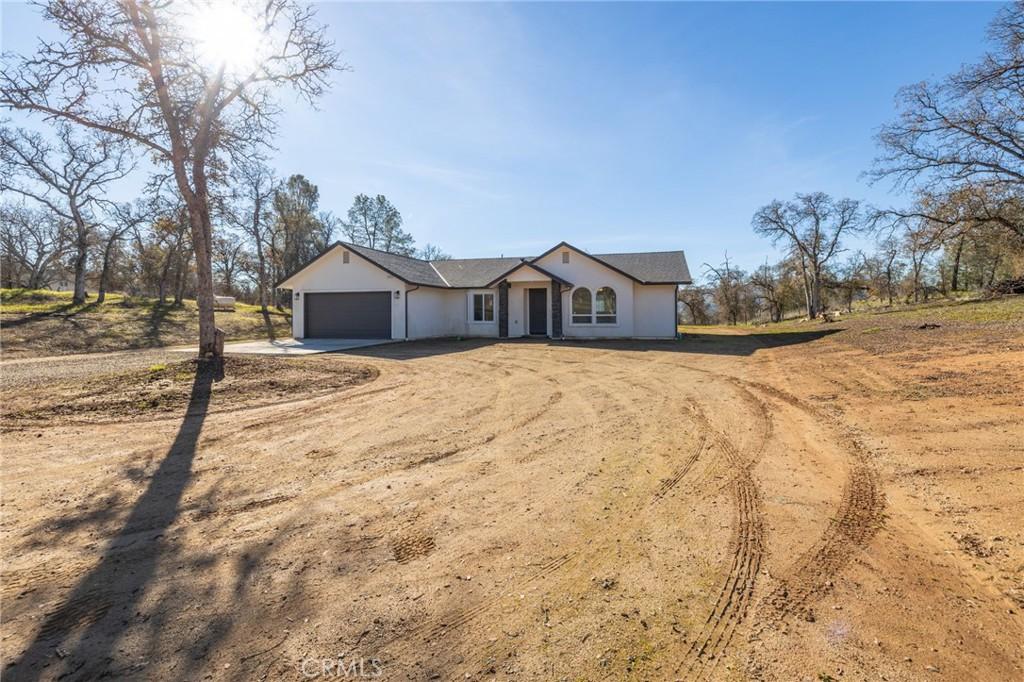 MLS #FR25280126 image #0