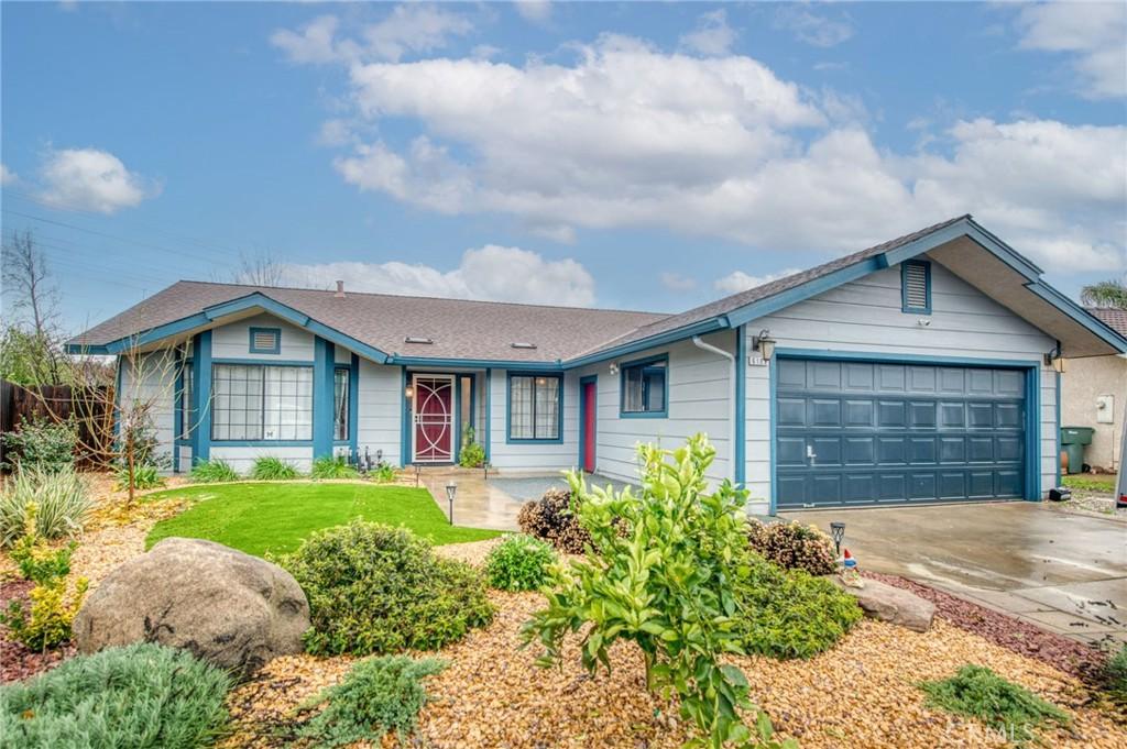 MLS #FR25280573 image #0