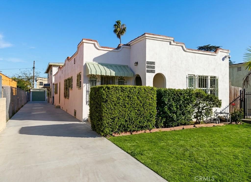 6544 S Victoria AV Los Angeles CA 90043 | MLS #FR26195230 45 MLS #FR26195230 image #0