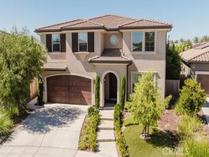 1671 E Bella Fiore Fresno CA 93730 | MLS #FR26205422 41 MLS #FR26205422 image #0