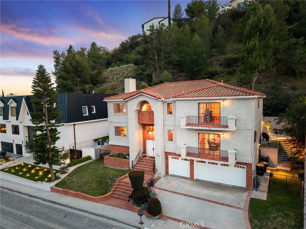 3401 Country Club DriveGlendale img 0