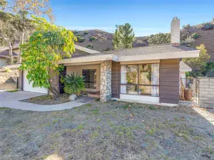 3340 Brace Canyon Road Burbank