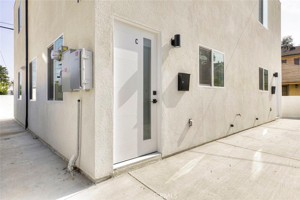 1070 Allen AV #C Glendale CA 91201 | MLS #GD26014819 45 MLS #GD26014819 image #0