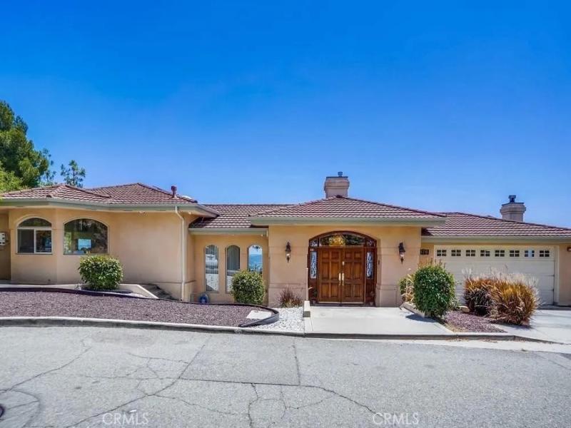 876 Harrington Glendale CA 91207 | MLS #GD26058840 45 MLS #GD26058840 image #0
