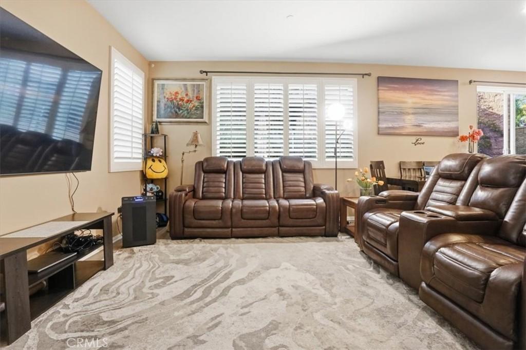 MLS #GD26093036 image #0