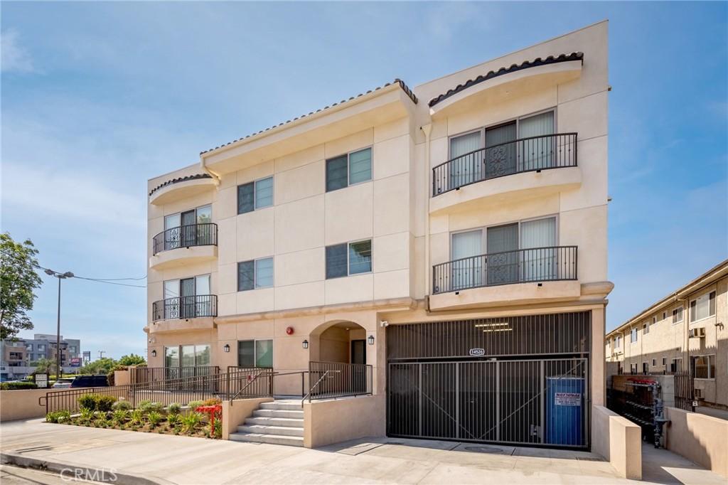 14526 Hartland ST #103 Van Nuys CA 91405 | MLS #GD26137118 45 MLS #GD26137118 image #0
