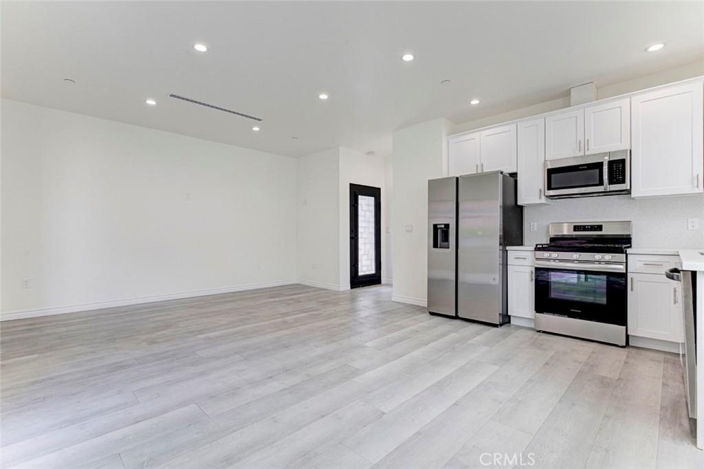 7858 Kyle Sunland CA 91040 | MLS #GD26142160 45 MLS #GD26142160 image #0