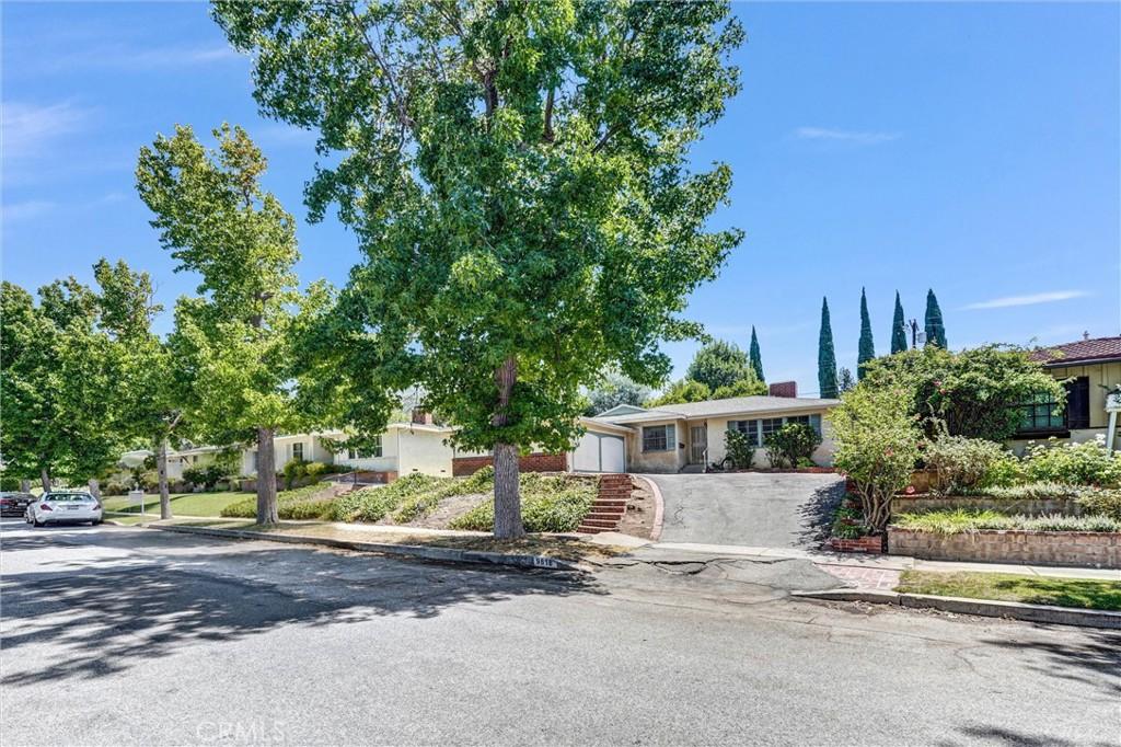 9818 Creemore DR Tujunga CA 91042 | MLS #GD26153714 37 MLS #GD26153714 image #0