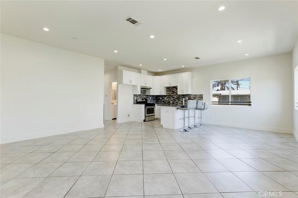 MLS #GD26174952 image #0