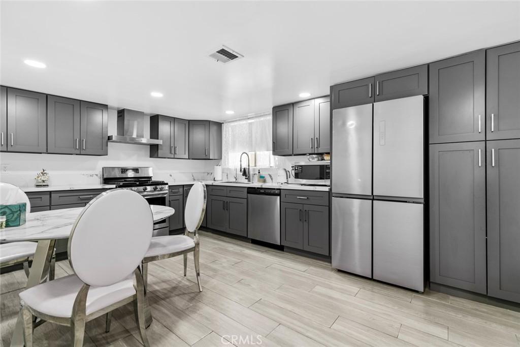 MLS #GD26175495 image #0