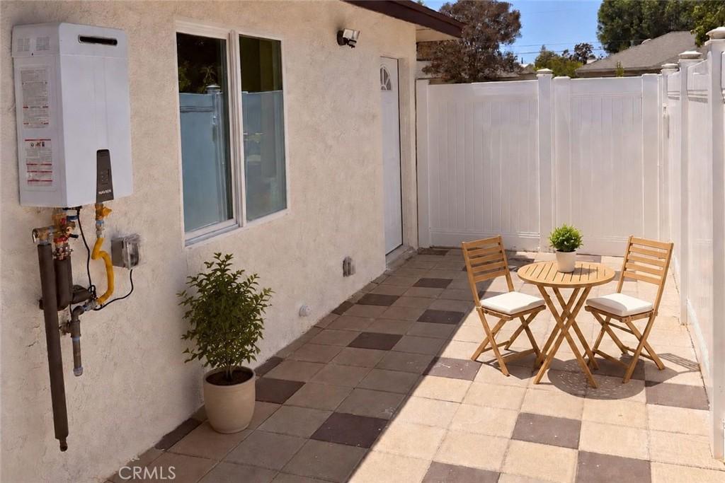7938 Lurline Ave Winnetka CA 91306 | MLS #GD26187098 45 MLS #GD26187098 image #0