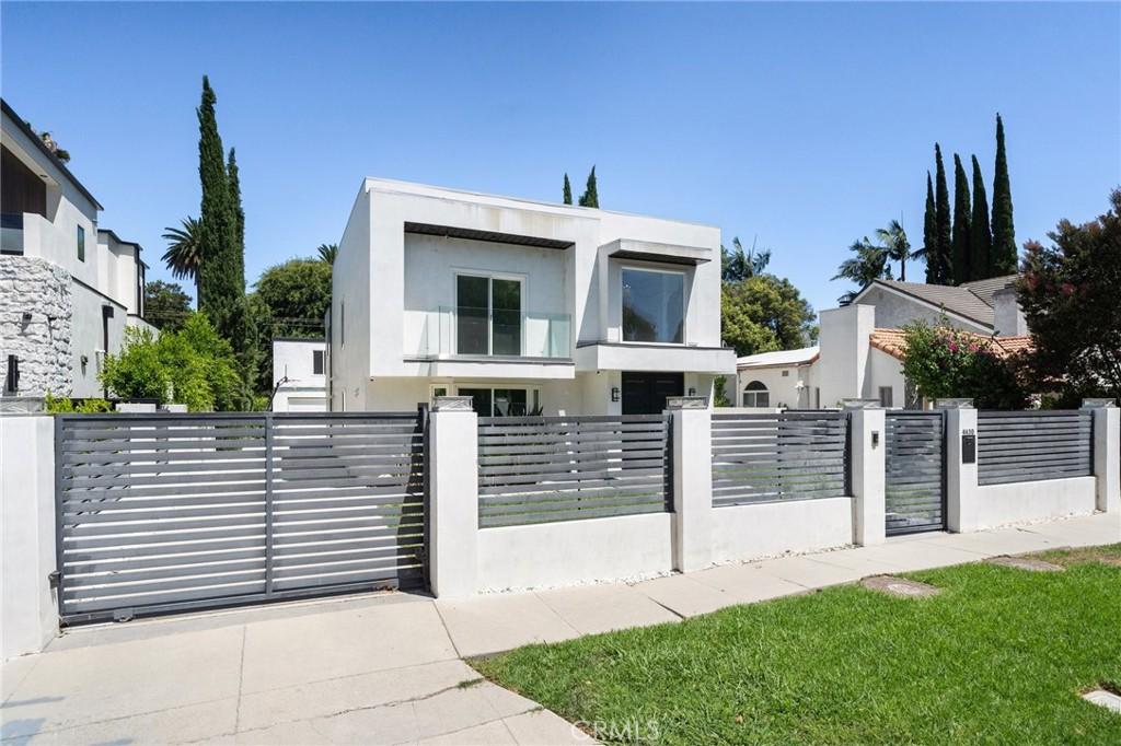 4630 Cedros AV Sherman Oaks CA 91403 | MLS #GD26195490 45 MLS #GD26195490 image #0