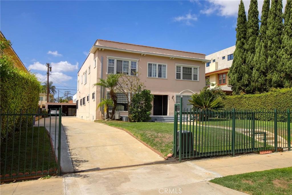 1547 S Wilton Los Angeles CA 90019 | MLS #GD26203186 45 MLS #GD26203186 image #0