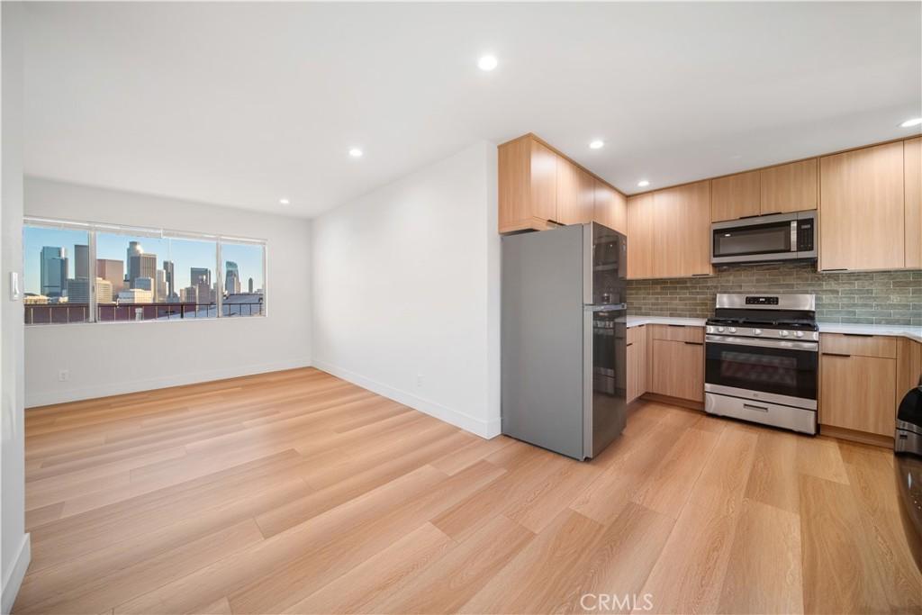 936 Centennial #6 Los Angeles CA 90012 | MLS #GD26204724 45 MLS #GD26204724 image #0