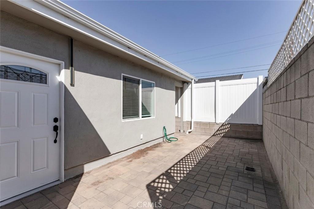 8254 Vantage AV North Hollywood CA 91605 | MLS #GD26214525 45 MLS #GD26214525 image #0