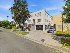 14839 Sylvan Street Van Nuys CA 91411 | MLS #GD26216492 41 MLS #GD26216492 image #0