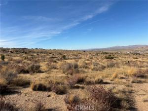 21 Luna Mountain Road Apple Valley CA 92308 | MLS #HD23141330 45 MLS #HD23141330 image #0
