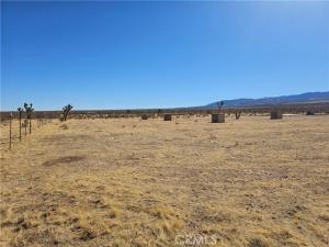 175th E Street Lot 27 Palmdale CA 93591 | MLS #HD25028694 41 MLS #HD25028694 image #0
