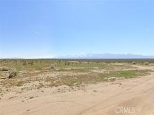 Lilac Road Victorville CA 92392 | MLS #HD24112831 87 MLS #HD24112831 image #0