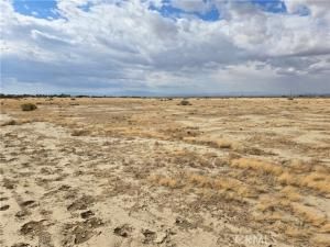Kettering Lot 16 Lancaster CA 93535 MLS #HD25188112 41 MLS #HD25188112 image #0