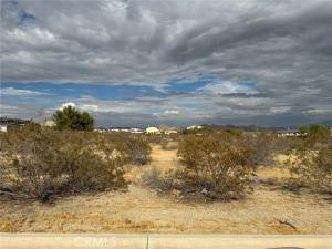 Wato Road Lot 144 Apple Valley CA 92307 | MLS #HD25249529 41 MLS #HD25249529 image #0