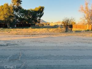 15341 Broken Bow Rd Apple Valley CA 92307 | MLS #HD25274960 45 MLS #HD25274960 image #0
