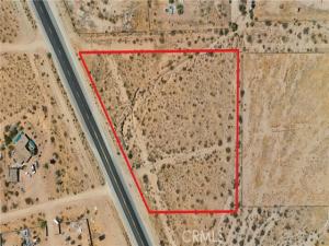 Old Women Springs Landers CA 92285 | MLS #HD26073955 41 MLS #HD26073955 image #0
