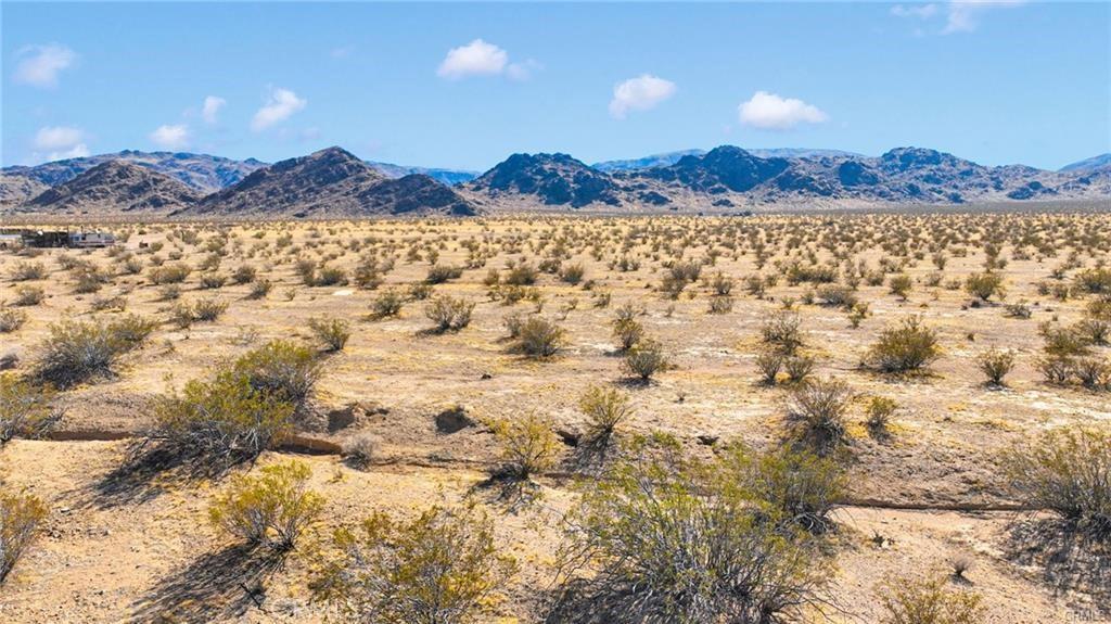 APN 0453-281-02-0000 Lot 14 Lucerne Valley CA 92356 | MLS #HD26080281 13 MLS #HD26080281 image #0
