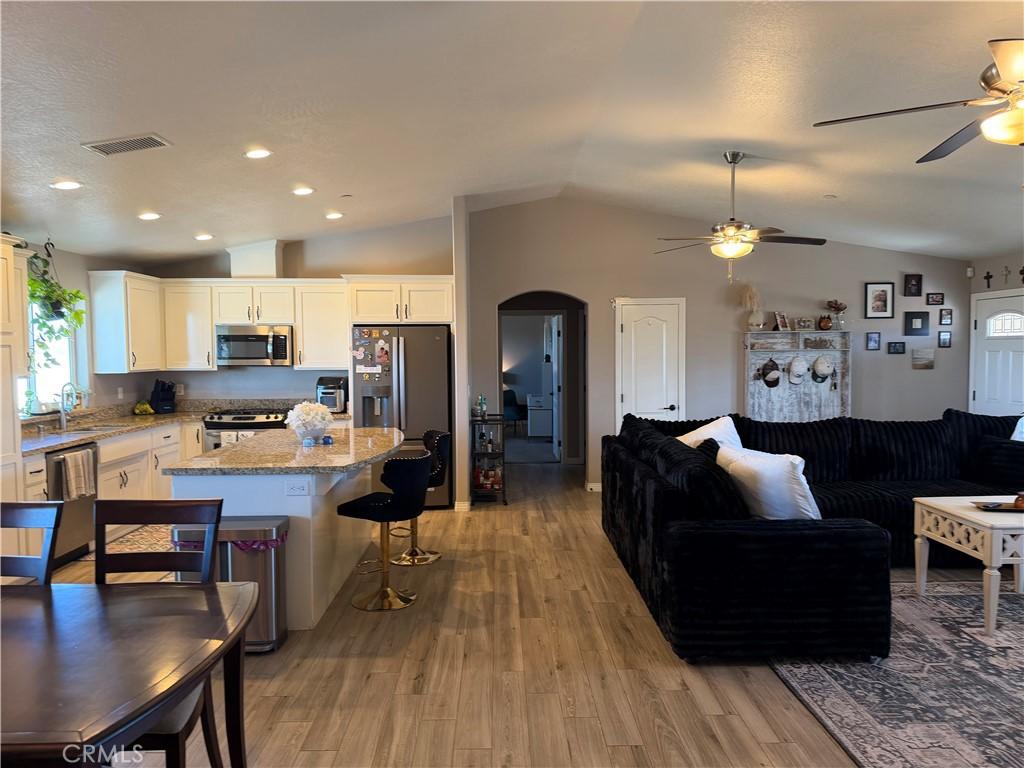 MLS #HD26087792 image #0