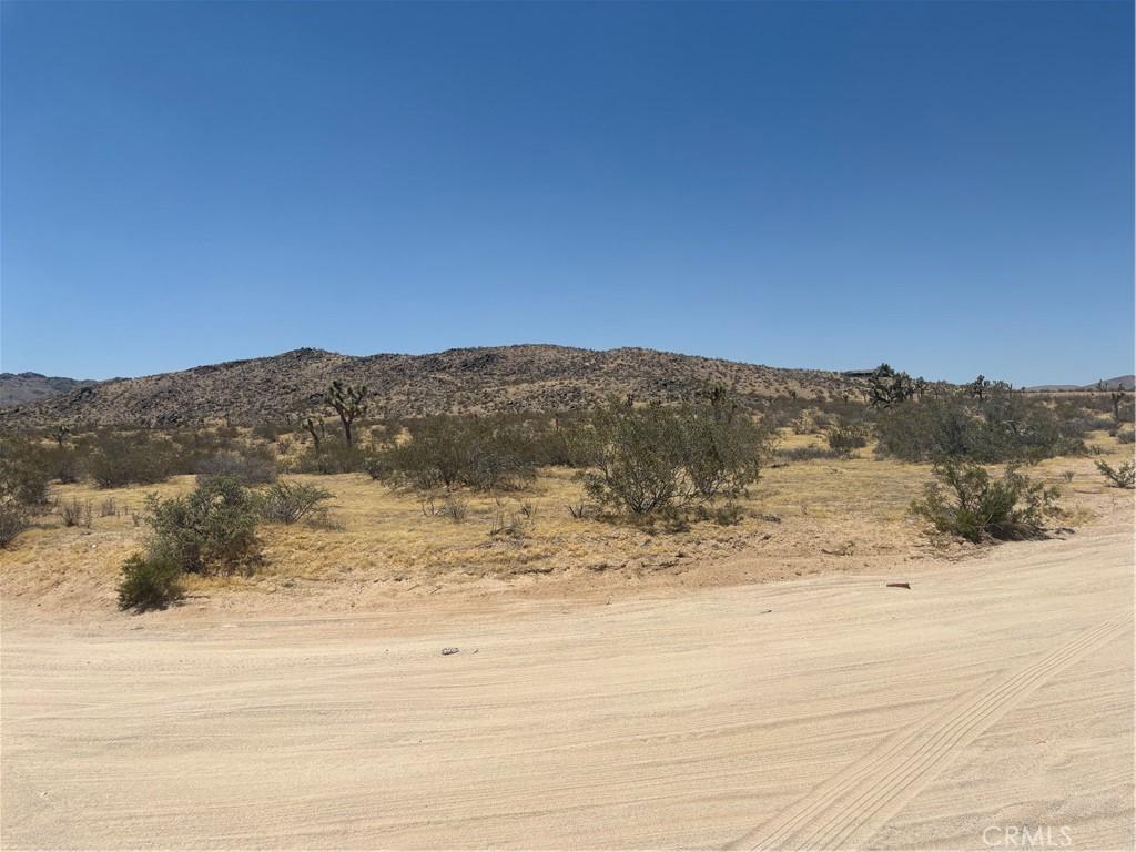 Oldenburg Apple Valley CA 92307 | MLS #HD23141352 63 MLS #HD23141352 image #0