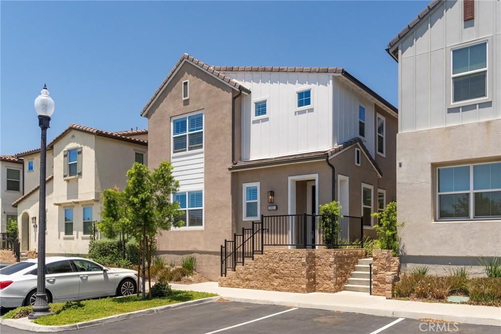 MLS #HD26128971 image #0