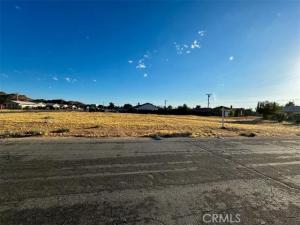60 Broken Bow Road Apple Valley CA 92307 | MLS #HD26131967 45 MLS #HD26131967 image #0
