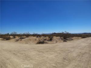 2681 Sunburst Avenue Joshua Tree CA 92252 | MLS #HD26132280 45 MLS #HD26132280 image #0