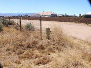 13464 Fir Oak Hills CA 92344 | MLS #HD26167724 45 MLS #HD26167724 image #0