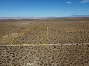 2 Wilson Ranch Rd Adelanto CA 92301 | MLS #HD26179706 45 MLS #HD26179706 image #0