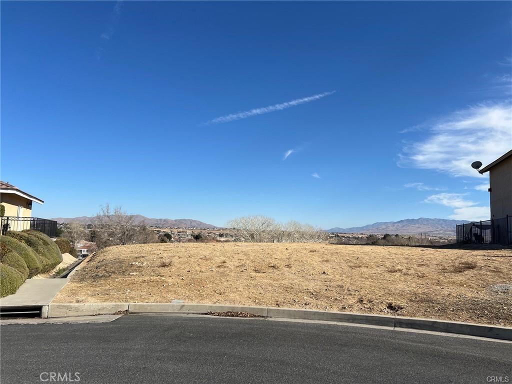 18257 Deauville DR Victorville CA 92395 | MLS #HD26183532 37 MLS #HD26183532 image #0