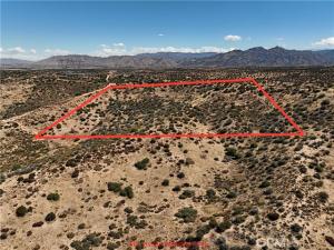 740 Summit Valley (NEAR) Road Hesperia CA 92345 | MLS #HD26213593 41 MLS #HD26213593 image #0