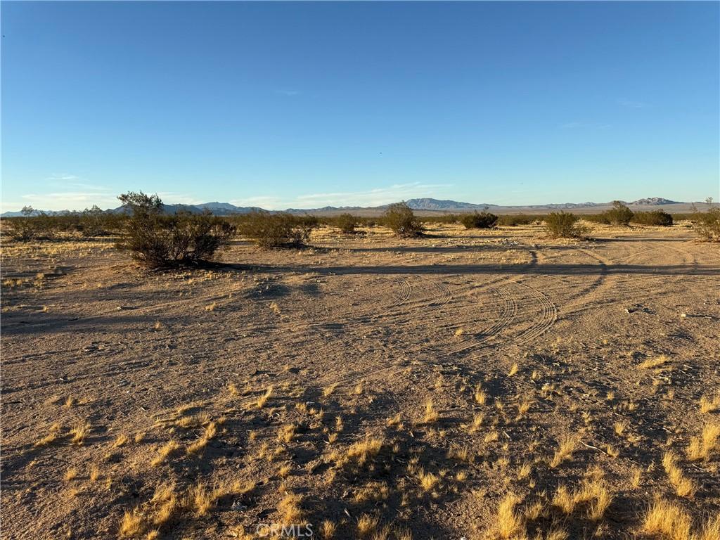 5 Swanee RD Lucerne Valley CA 92356 | MLS #HD26215120 25 MLS #HD26215120 image #0