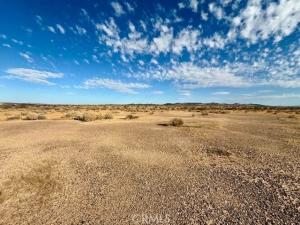 Unknown 0496-083-19 Hinkley CA 92347 | MLS #HD26225342 41 MLS #HD26225342 image #0