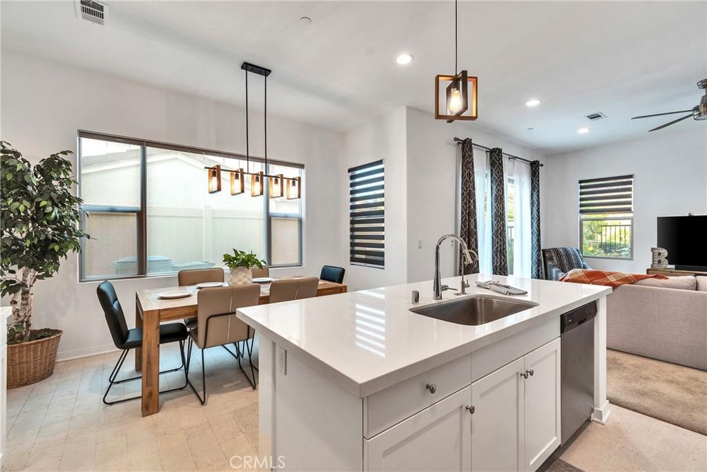 MLS #IG25184266 image #0