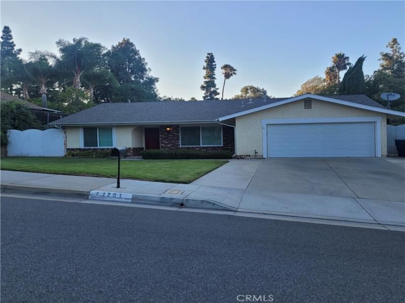 MLS #IG25247119 image #0