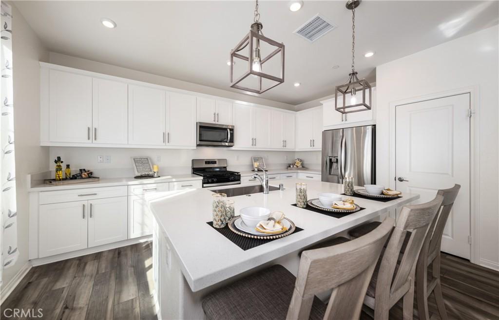 MLS #IG25249488 image #0