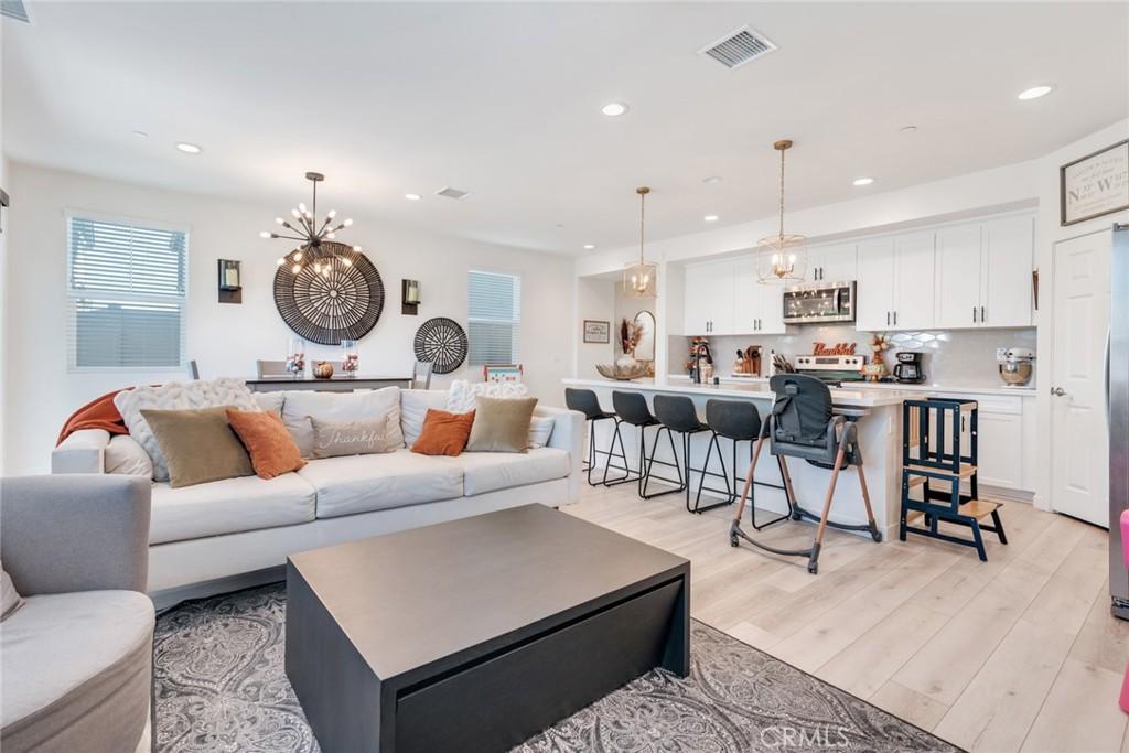 MLS #IG25249778 image #0