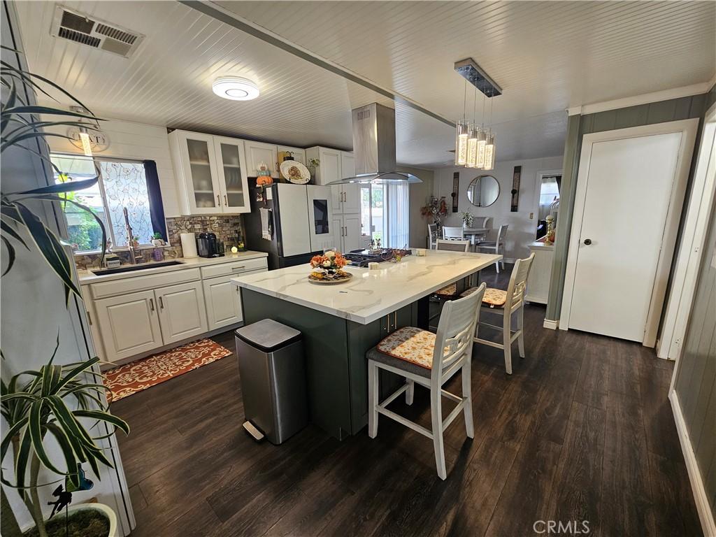 MLS #IG25254482 image #0